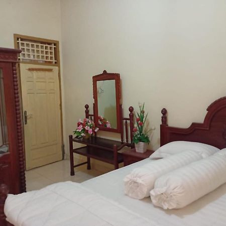 Fermana Homestay Painan Екстериор снимка