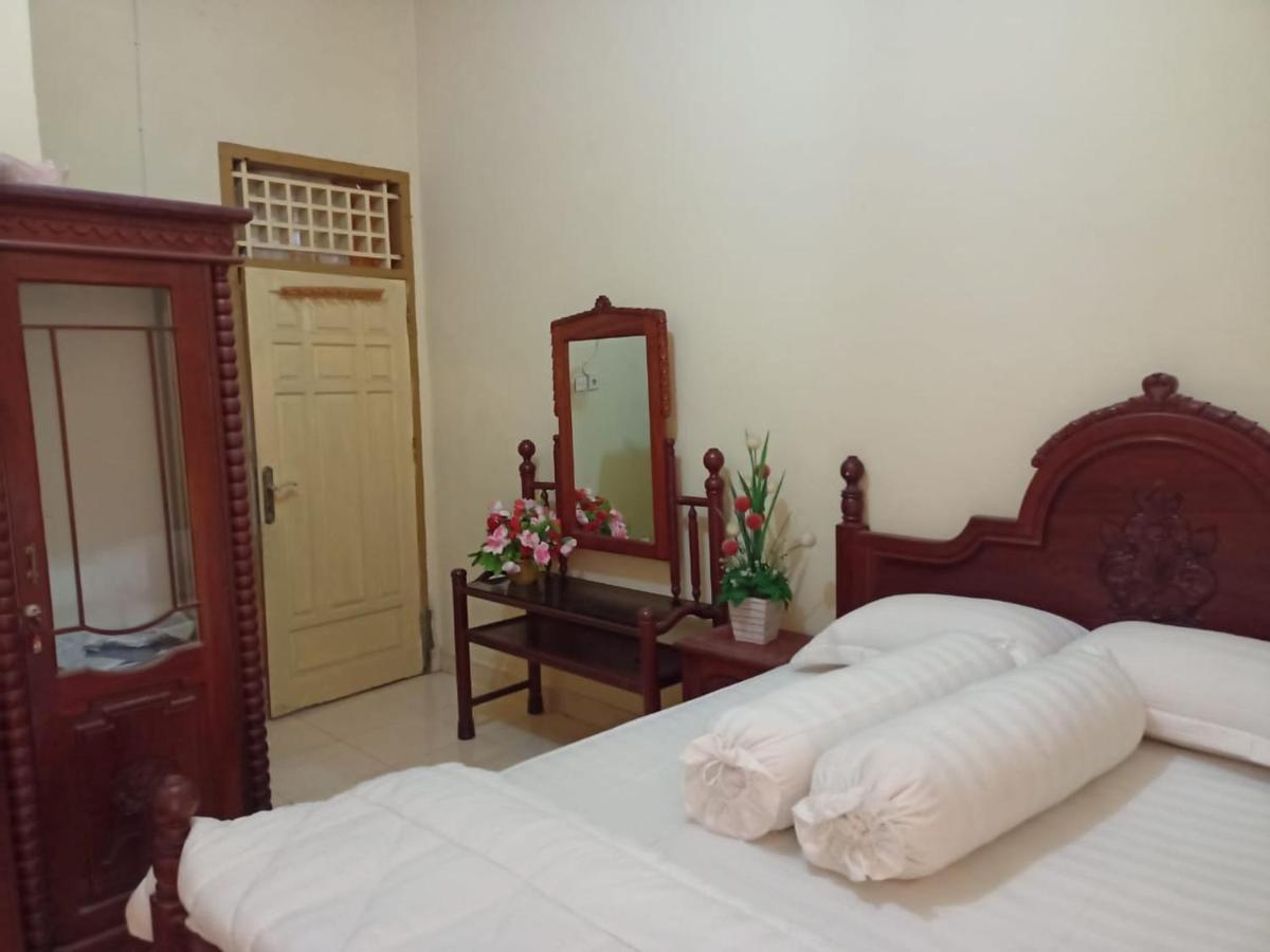 Fermana Homestay Painan Екстериор снимка